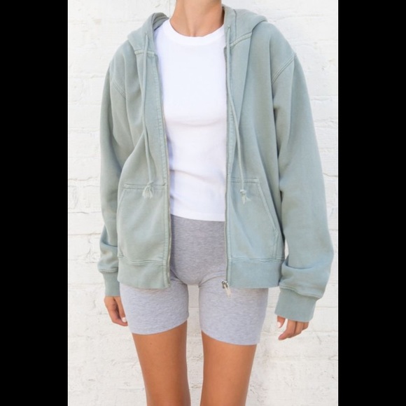 sage green christy moletom com capuz